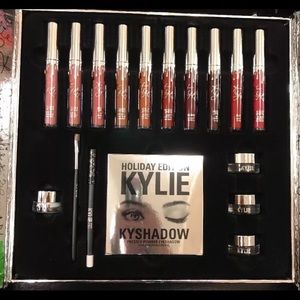 Kylie Cosmetics Holiday makeup collection new