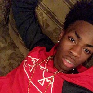 Meet your Posher, Emmanuel