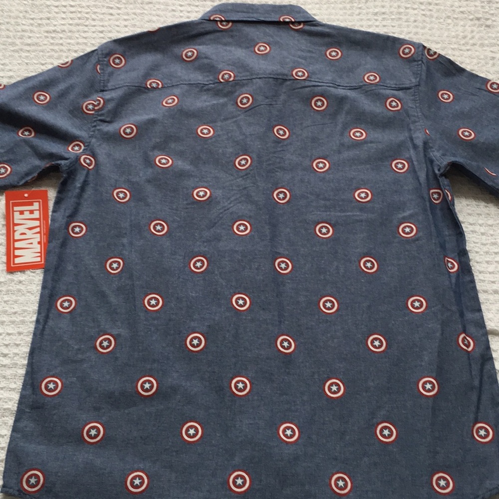 Marvel Captain America Button-Down Shirt Men's New - Picture 6 of 7