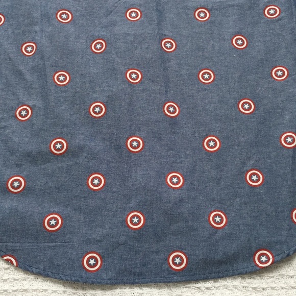 Marvel Captain America Button-Down Shirt Men's New - Picture 7 of 7