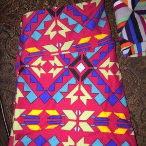 Lularoe OS leggings new never worn