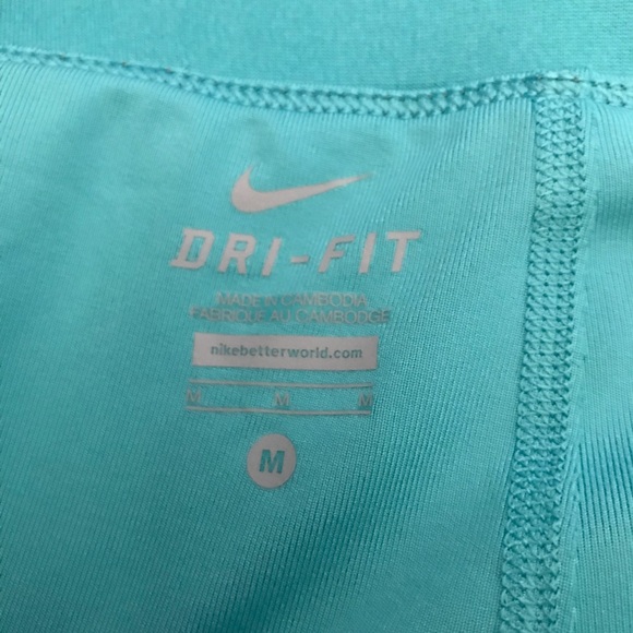 Nike Dri fit tennis skirt - Picture 2 of 2