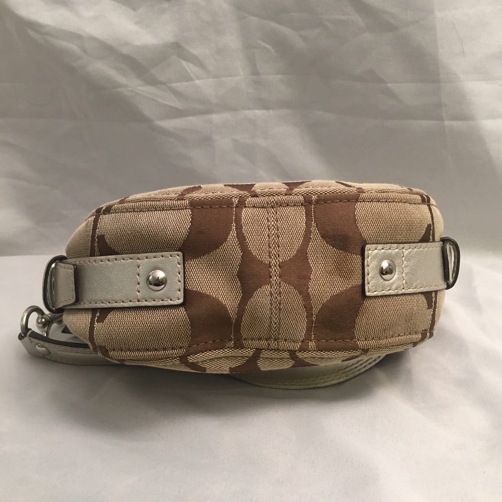 COACH Soho Brown Leather and Gold Canvas Handbag - Picture 4 of 7