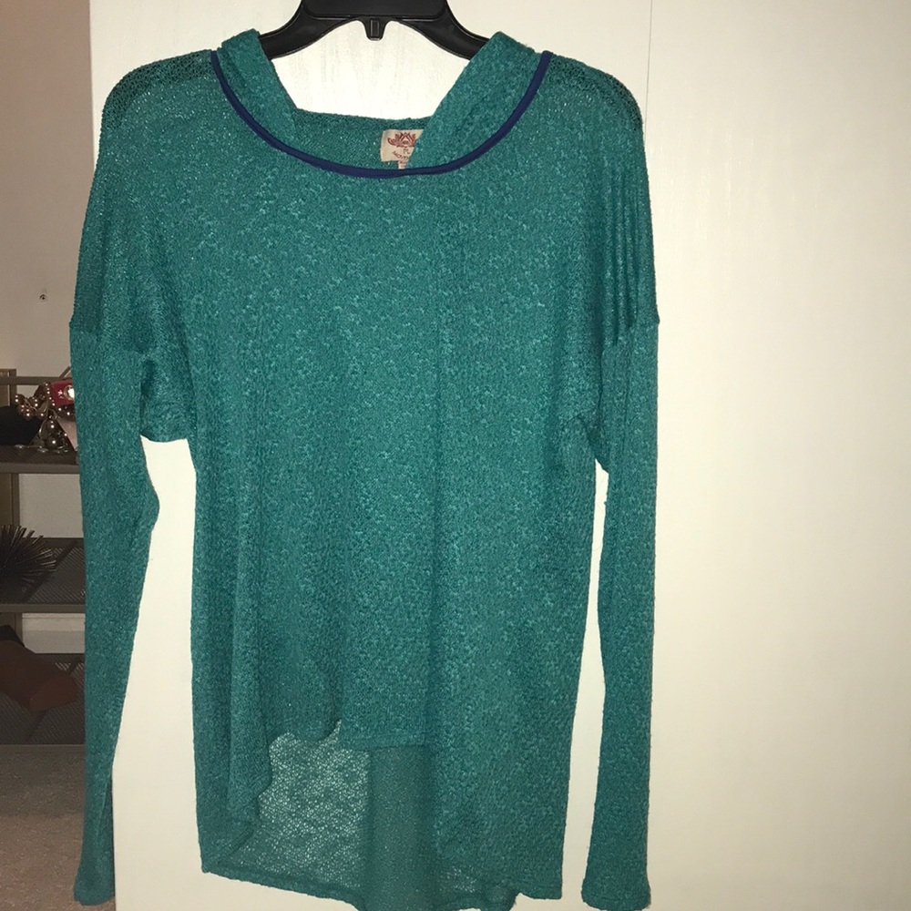 Hooded pullover