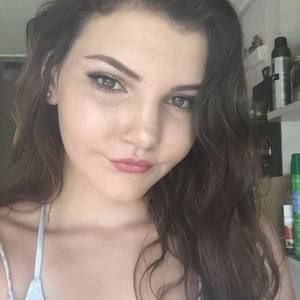 Meet your Posher, Kacey