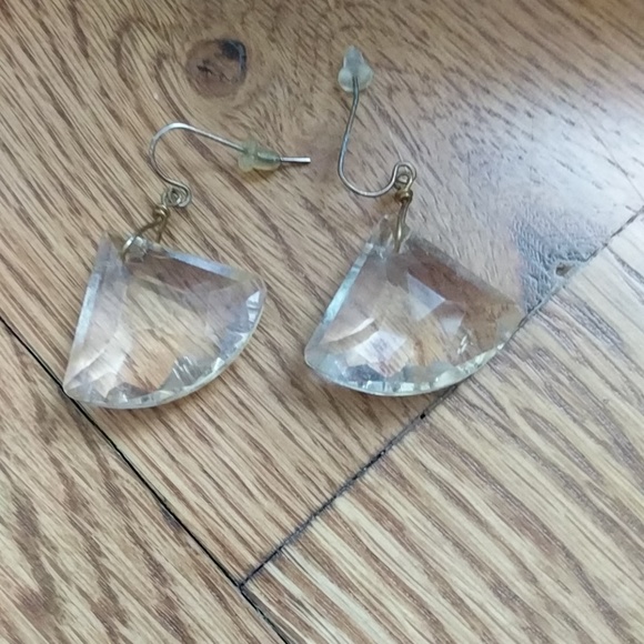 3 for $15 Clear triangle shaped faceted earrings - Picture 2 of 3