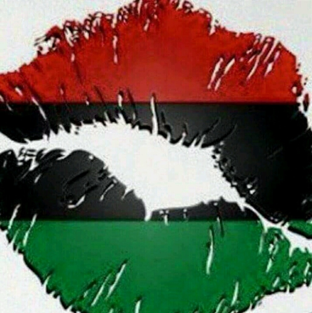 Meet your Posher, Danell