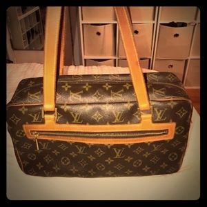 Authentic Louis Vuitton Cite GM monogram M51181