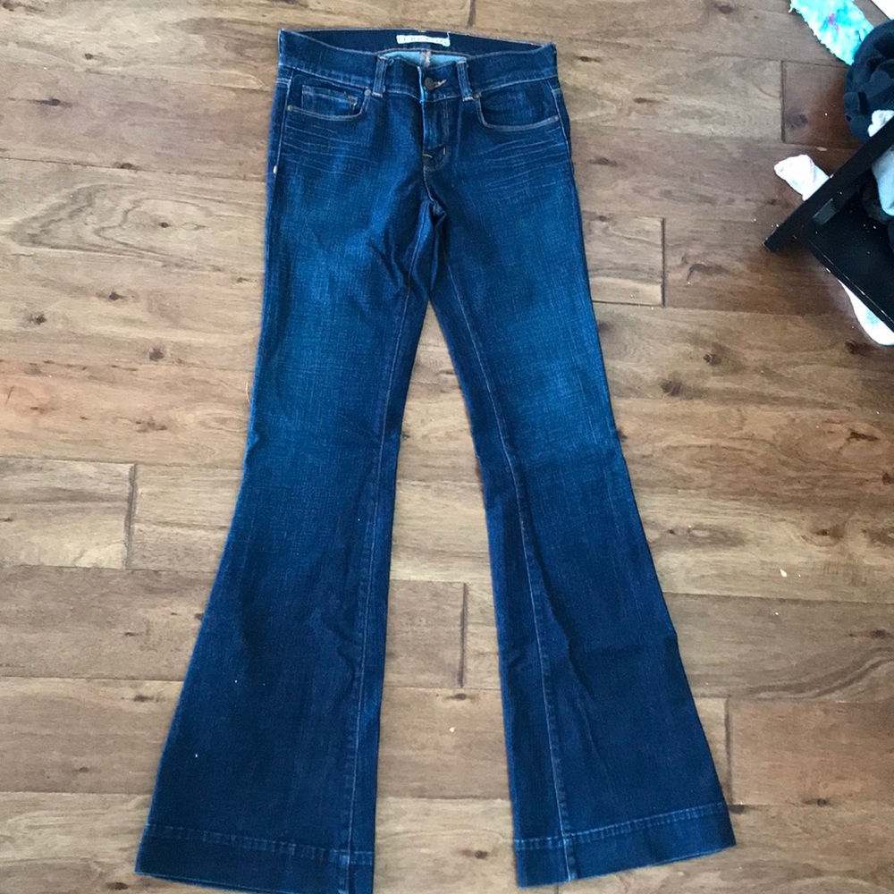 JBRAND NEW JEANS