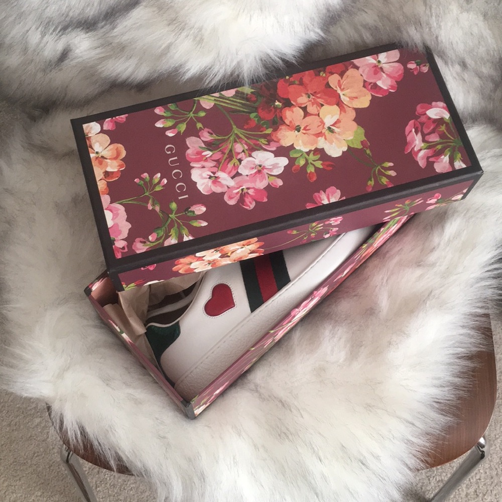 GUCCI 💋 brand new Gucci shoes