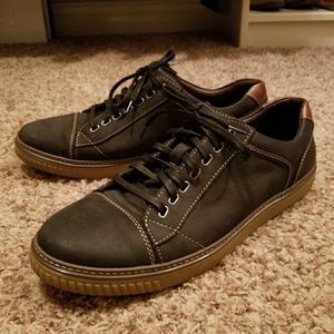 Johnston & Murphy black sheepskin casual men's sh