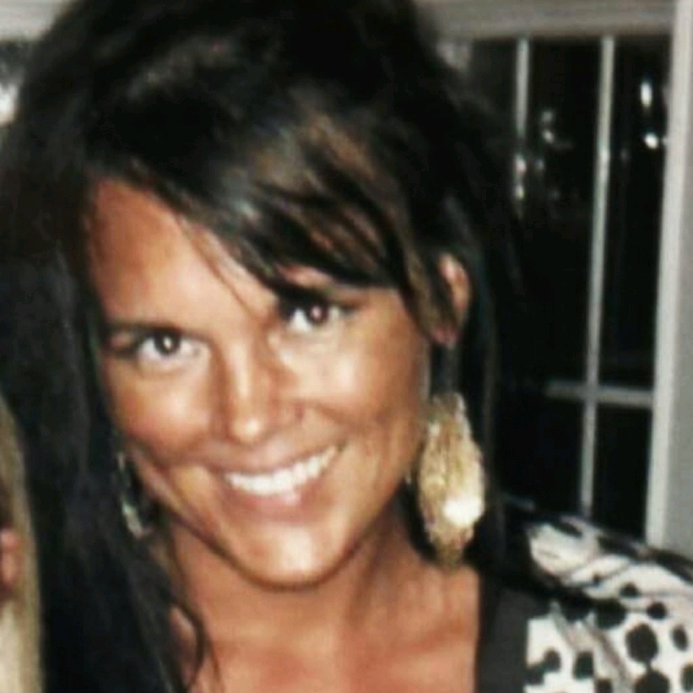 Meet your Posher, Farrah