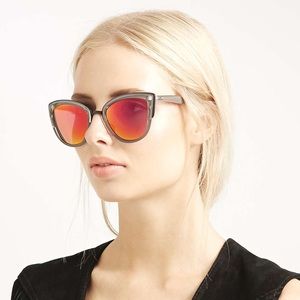 Quay My Girl in Coffee