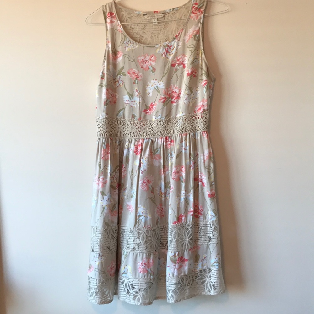 Lauren Conrad flower pattern dress