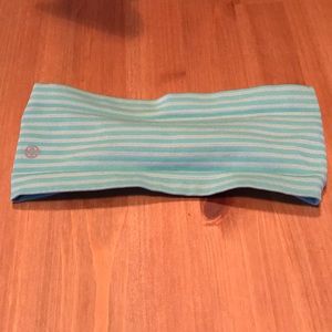 Large lululemon headband