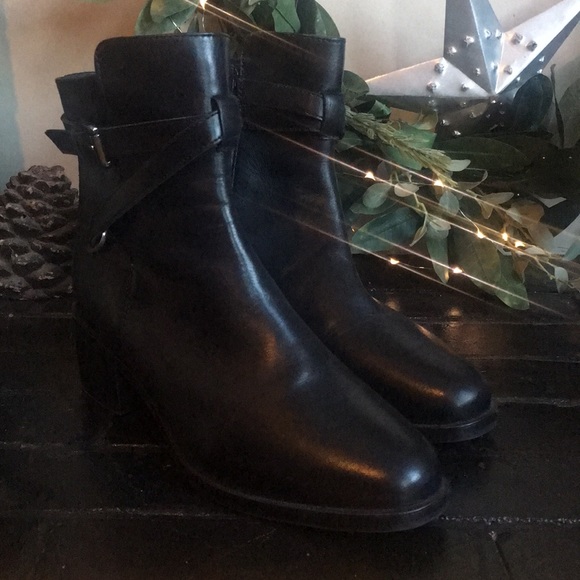 Genuine leather black boots! Perfect for holidays! - Picture 4 of 8