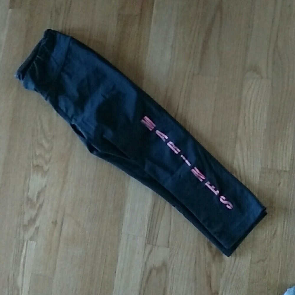 USMC Under Armour Crop Leggings