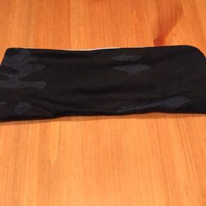 Reversible lululemon headband