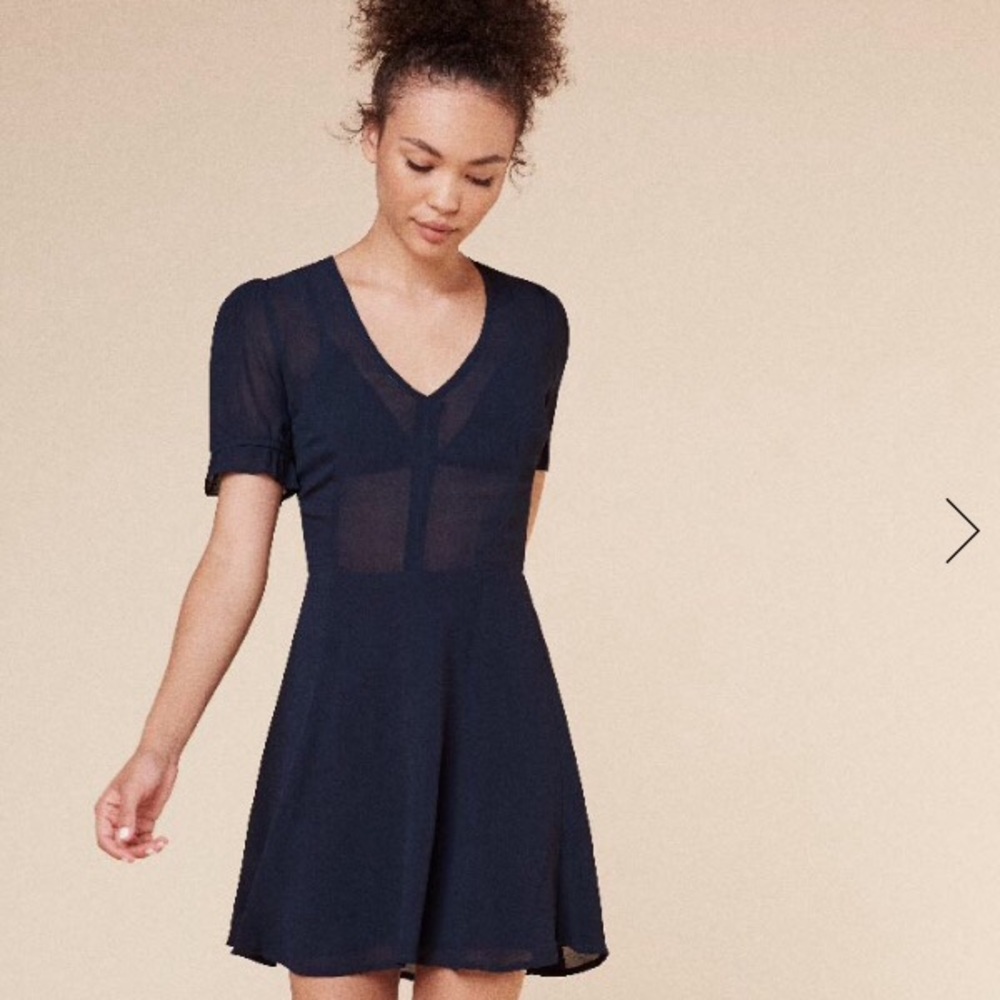 THANKSGIVING SALE ✨ Reformation Sue Dress Midnight