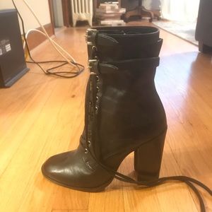 schutz makayla boot