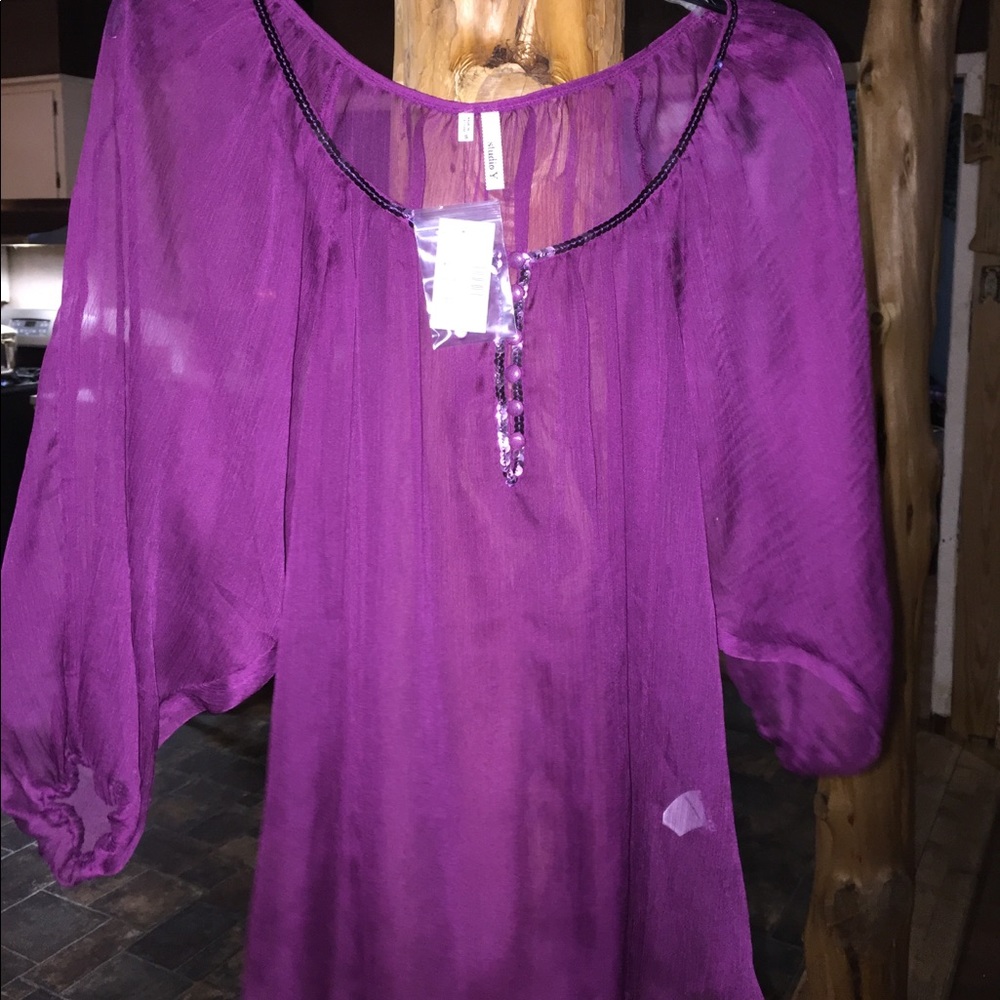 BNWT shirt sz small