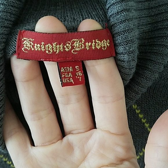 Gray Argle Turtleneck Sweater - Picture 3 of 3