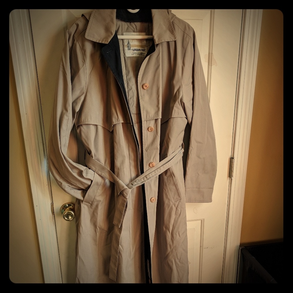 London Fog Vintage Trenchcoat