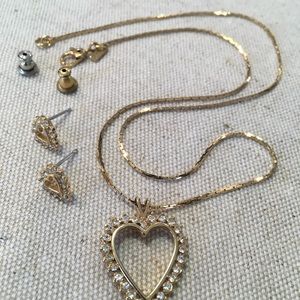 Monet gold tone chain w/ rhinestone heart