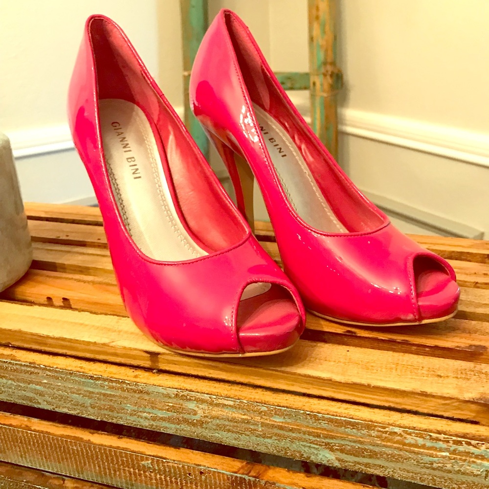 HOT Pink Gianni Bini Heels