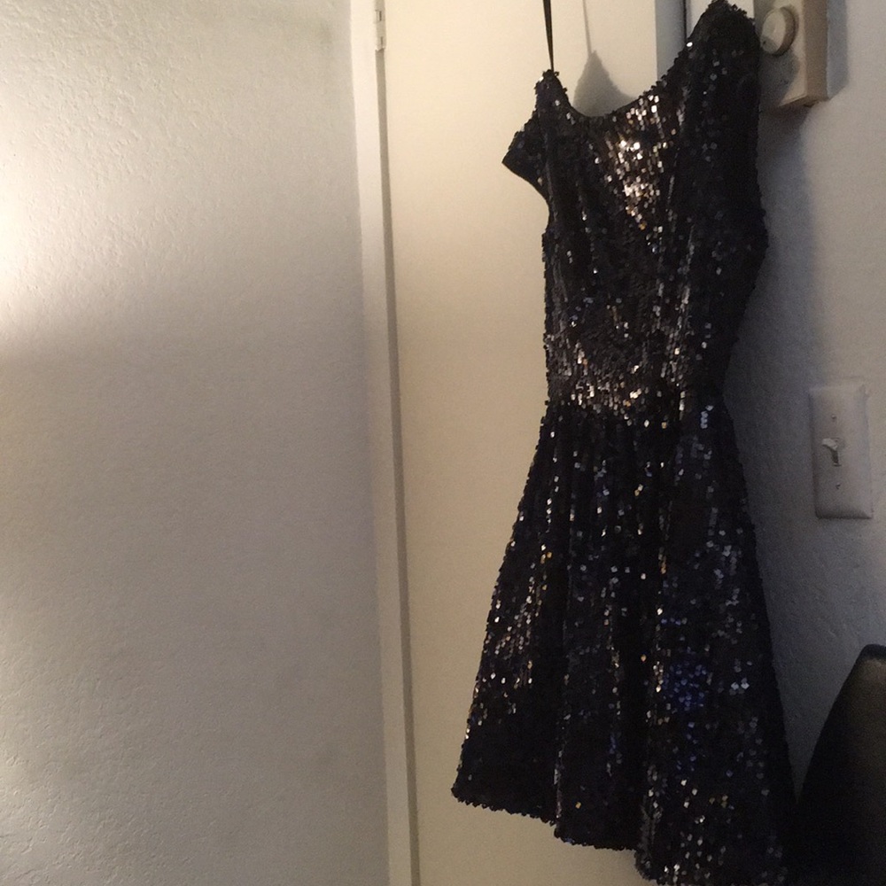 Sequined little black Dress