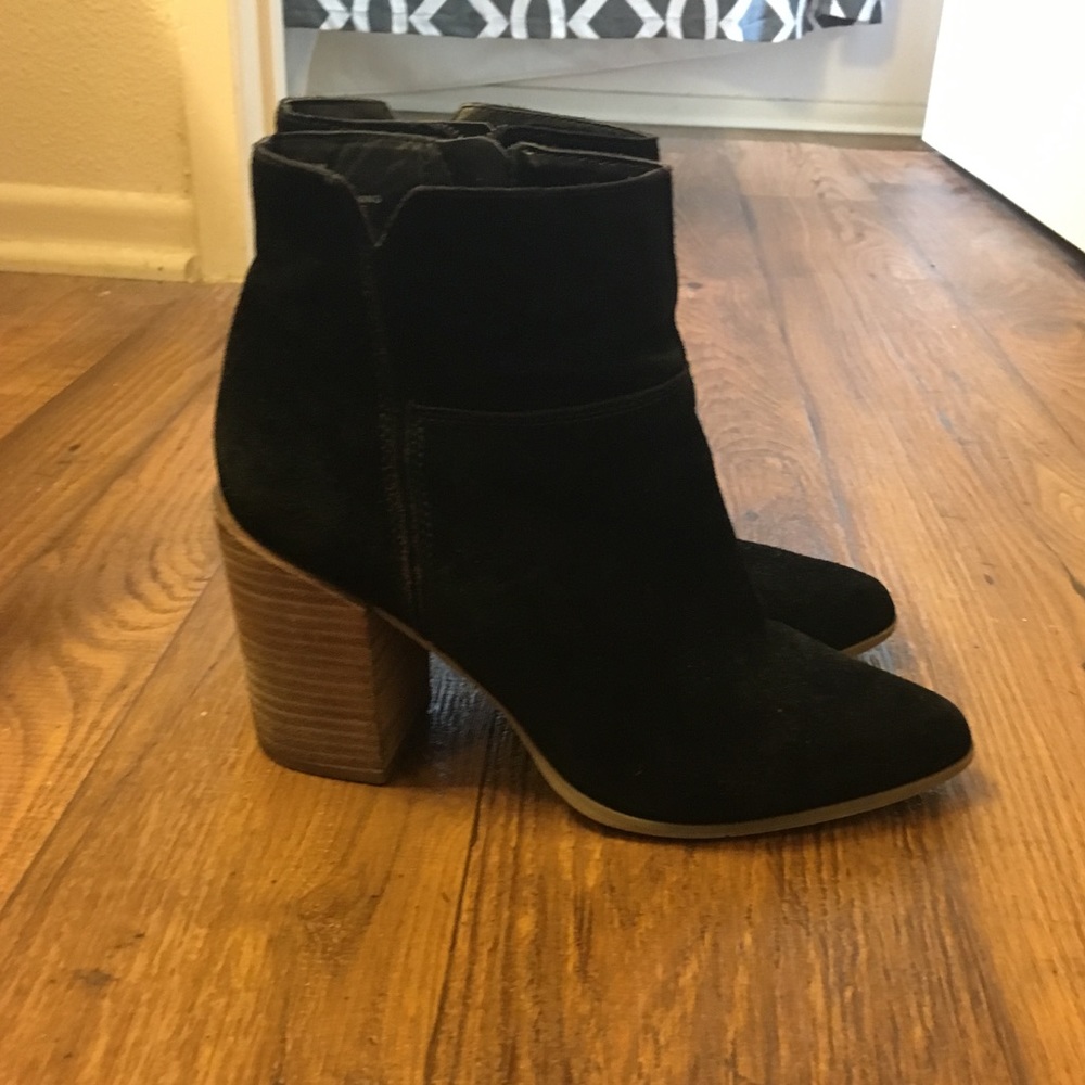 Nine West KIRBY Suede block heel boot