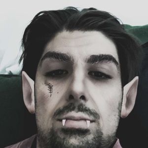 Meet your Posher, Evan