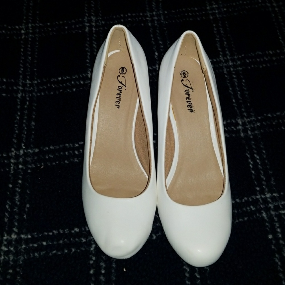 White low closed toe wedges