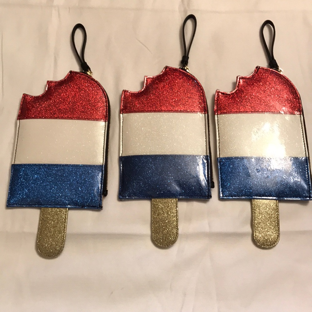 💥Bomb Pop Wristlet💥