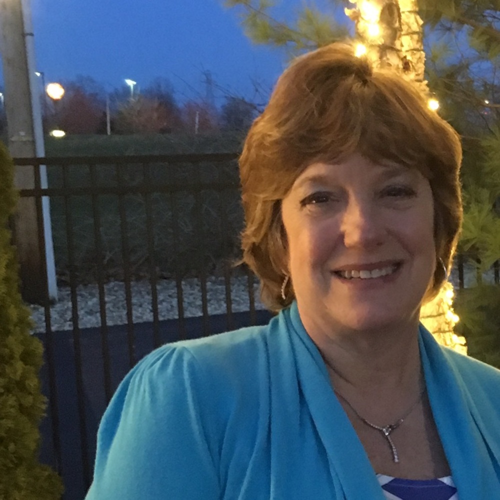 Meet your Posher, Lisa