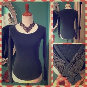 ✨Free People Synergy Cuff Thermal✨