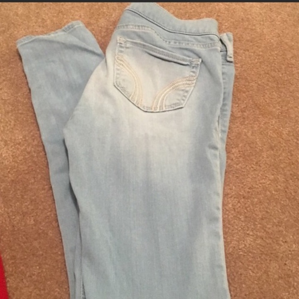 Light blue skinny jeggings. Regular length