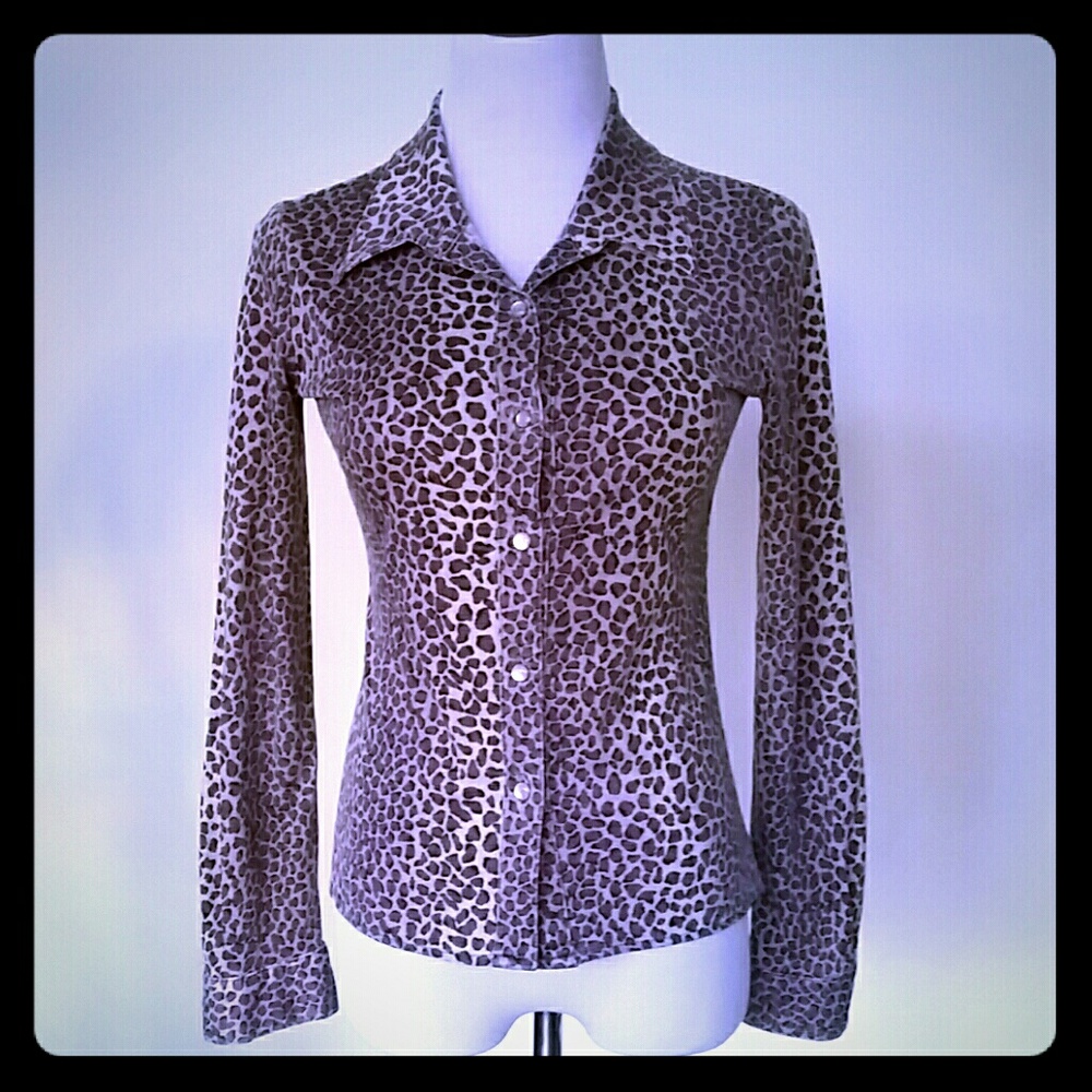 Pia leopard  trendy shirt.