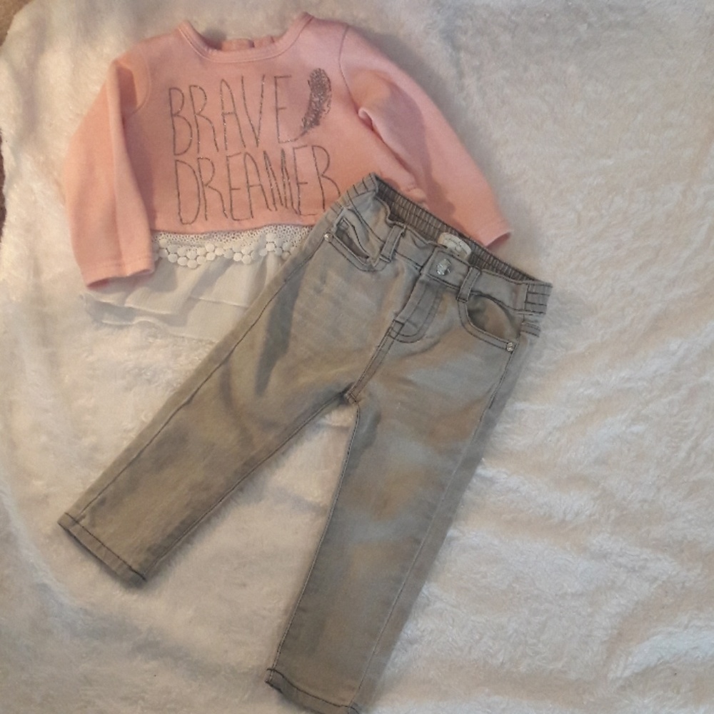 Jessica Simpson Pink and white top grey pants set