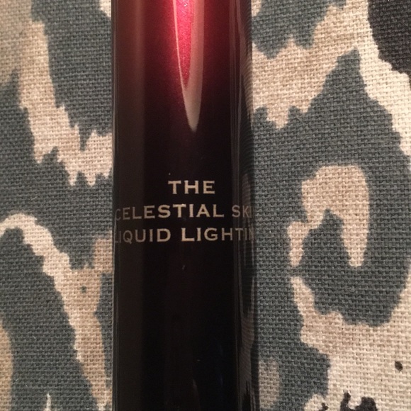 Kevin Aucoin celestial skin Liquid light - Picture 2 of 7