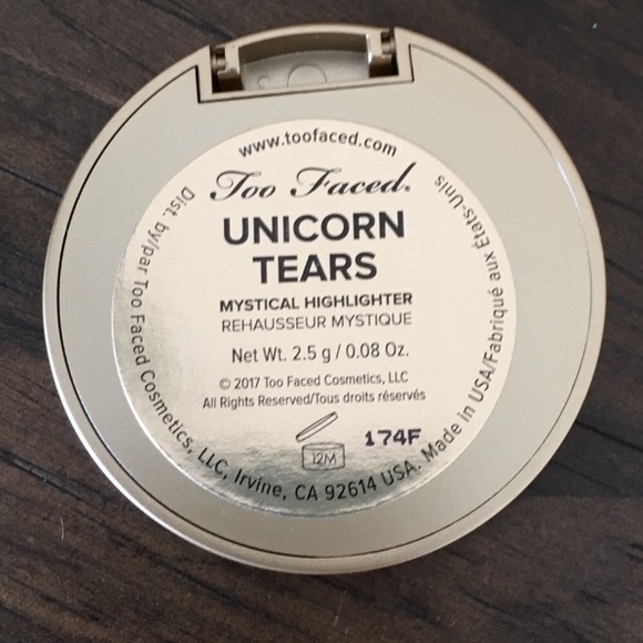 Too Faced Unicorn Tears Highlighter 🦄 - Picture 4 of 8