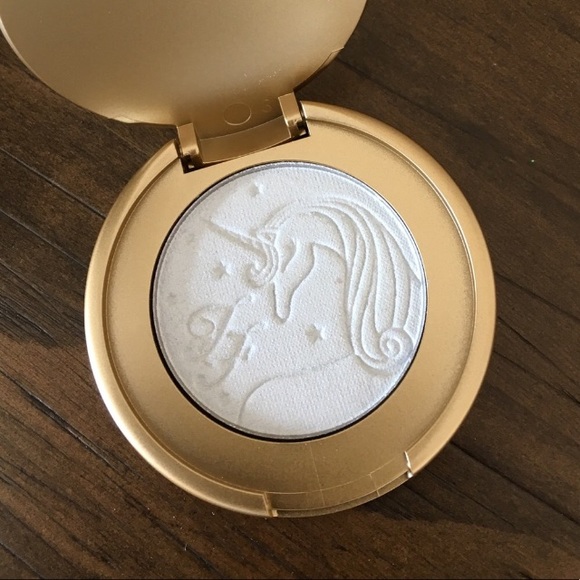 Too Faced Unicorn Tears Highlighter 🦄 - Picture 5 of 8
