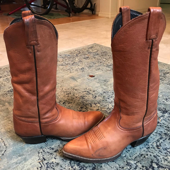 Tony Lama Shoes - Tony Lama Brown Leather Cowboy Boots sz 7 M