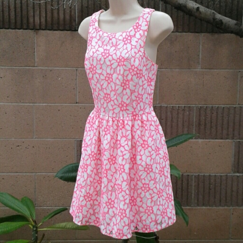 Lilly Pulitzer Fiesta Pink and white lace dress