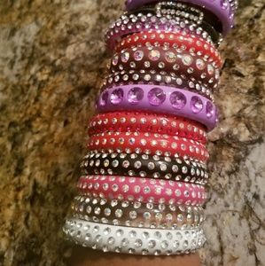 Bangles 🎉 SOLD🎉