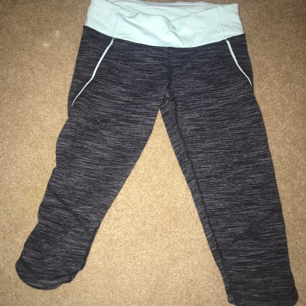 Lululemon cropped leggings