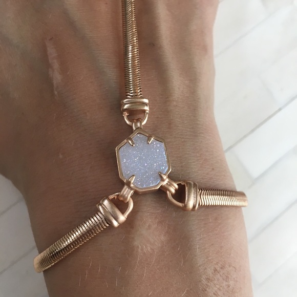 Kendra Scott Jewelry - Kendra Scott Druzy Hand Chain