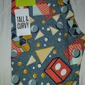 New Tc Lularoe Disney leggings. Legos!!🦄
