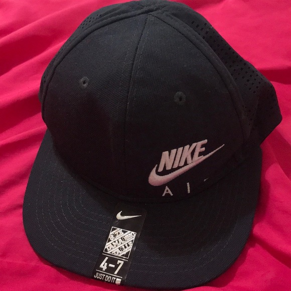 Nike SnapBack - Picture 2 of 2