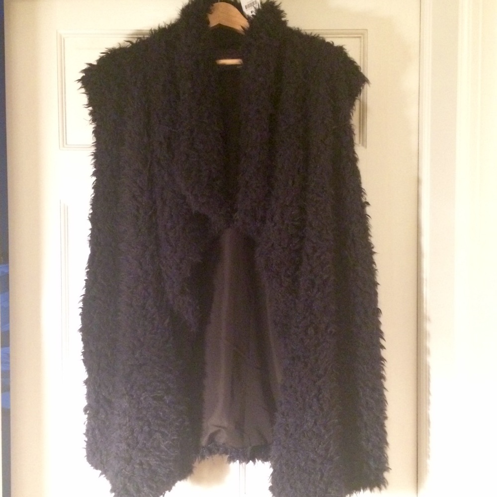 NWT Zara Furry Vest